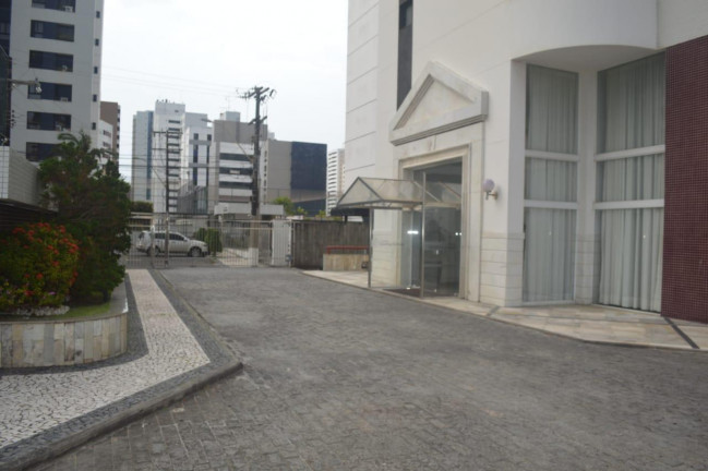 Apartamento 4 Quartos à Venda 210 m² em Candeal Salvador