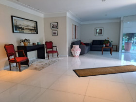 Apartamento com 4 Quartos à Venda, 293 m² em Agronômica - Florianópolis