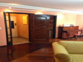 Apartamento com 3 Quartos à Venda, 182 m² em Vila Regente Feijo - São Paulo