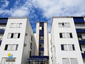 Apartamento com 3 Quartos à Venda, 96 m² em Agronômica - Florianópolis