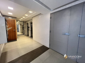 Apartamento com 2 Quartos à Venda, 83 m² em Agronômica - Florianópolis