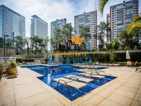 Apartamento com 3 Quartos à Venda,  em Granja Julieta - São Paulo