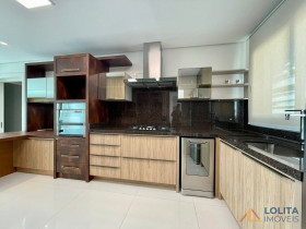 Apartamento com 3 Quartos à Venda, 122 m² em Agronomica - Florianopolis