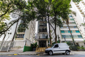 Apartamento com 2 Quartos à Venda, 100 m² em Bela Vista - São Paulo