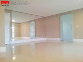Apartamento com 3 Quartos à Venda, 140 m² em Santa Teresinha - São Paulo
