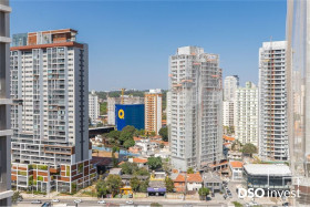 Apartamento com 3 Quartos à Venda,  em Jardim Das Acácias - São Paulo