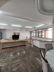 Apartamento com 3 Quartos à Venda, 203 m² em Meireles - Fortaleza