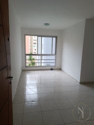 Apartamento com 2 Quartos à Venda, 65 m² em Aclimação - São Paulo