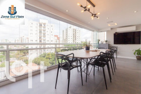 Apartamento com 3 Quartos à Venda, 193 m² em Bosque Da Saúde - São Paulo