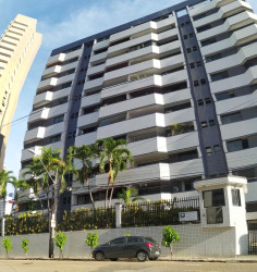 Apartamento com 3 Quartos à Venda, 180 m² em Meireles - Fortaleza