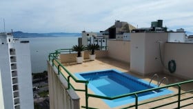 Apartamento com 3 Quartos à Venda, 277 m² em Agronômica - Florianópolis
