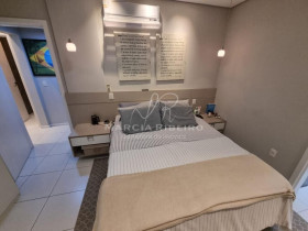 Apartamento com 2 Quartos à Venda, 70 m² em Agronômica - Florianópolis