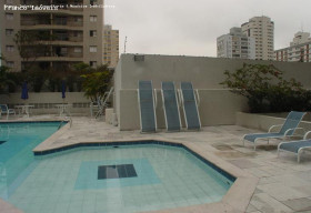 Apartamento à Venda, 52 m² em Moema - São Paulo