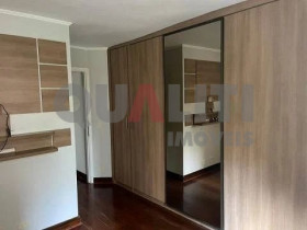 Apartamento com 3 Quartos à Venda, 98 m² em Moema - São Paulo