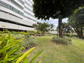 Apartamento com 4 Quartos à Venda, 230 m² em Caxanga - Recife