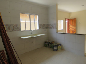 Casa com 2 Quartos à Venda, 77 m² em Mongaguá
