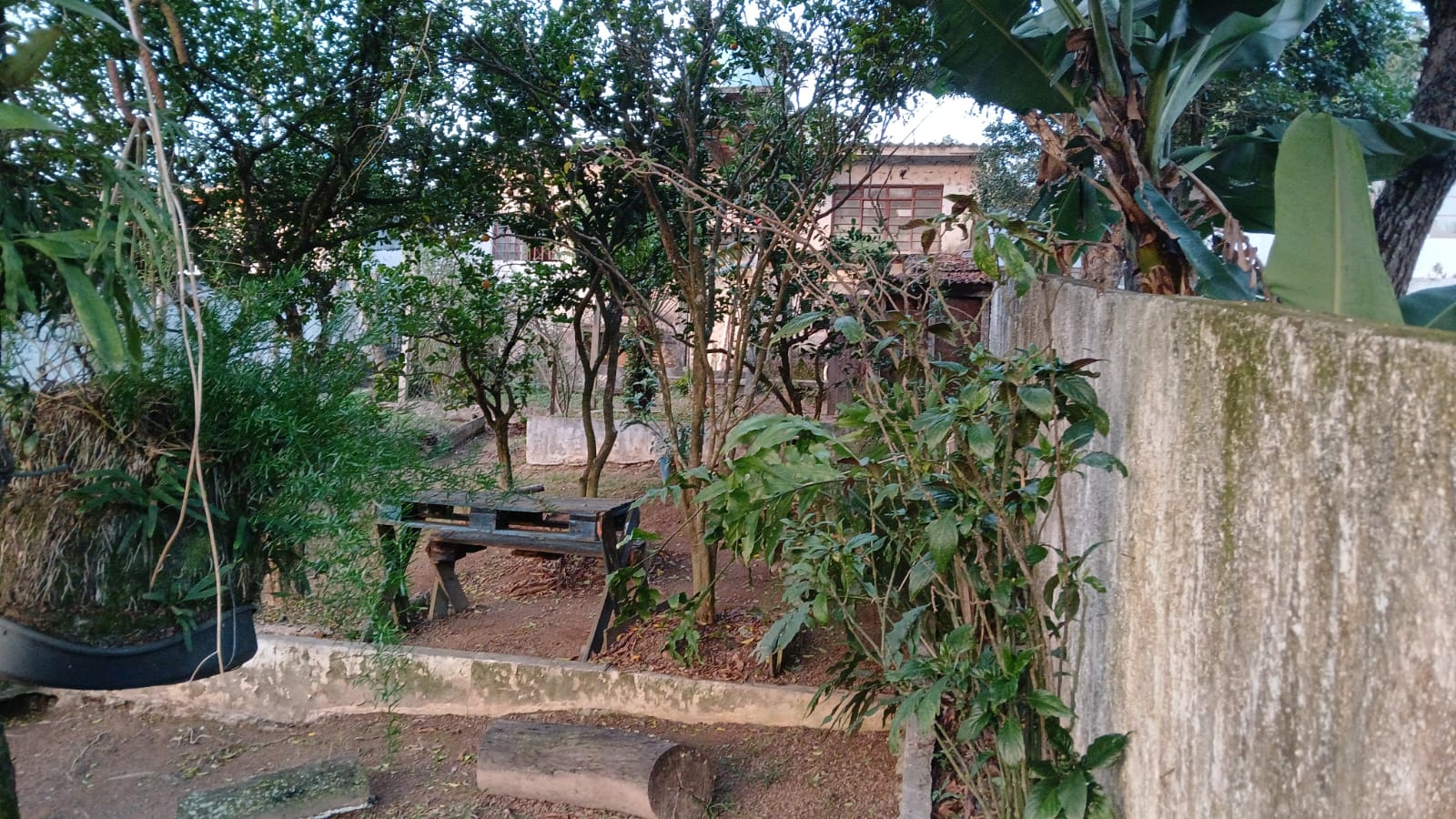 Foto do imóvel: Terreno à Venda, 250 m²em Jardim Novo Embu - Embu das Artes