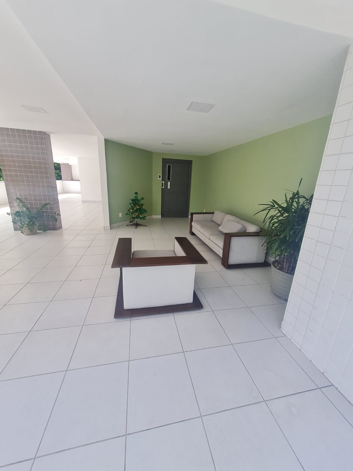 Imagem Apartamento com 3 Quartos à Venda, 126 m²em Parnamirim - Recife