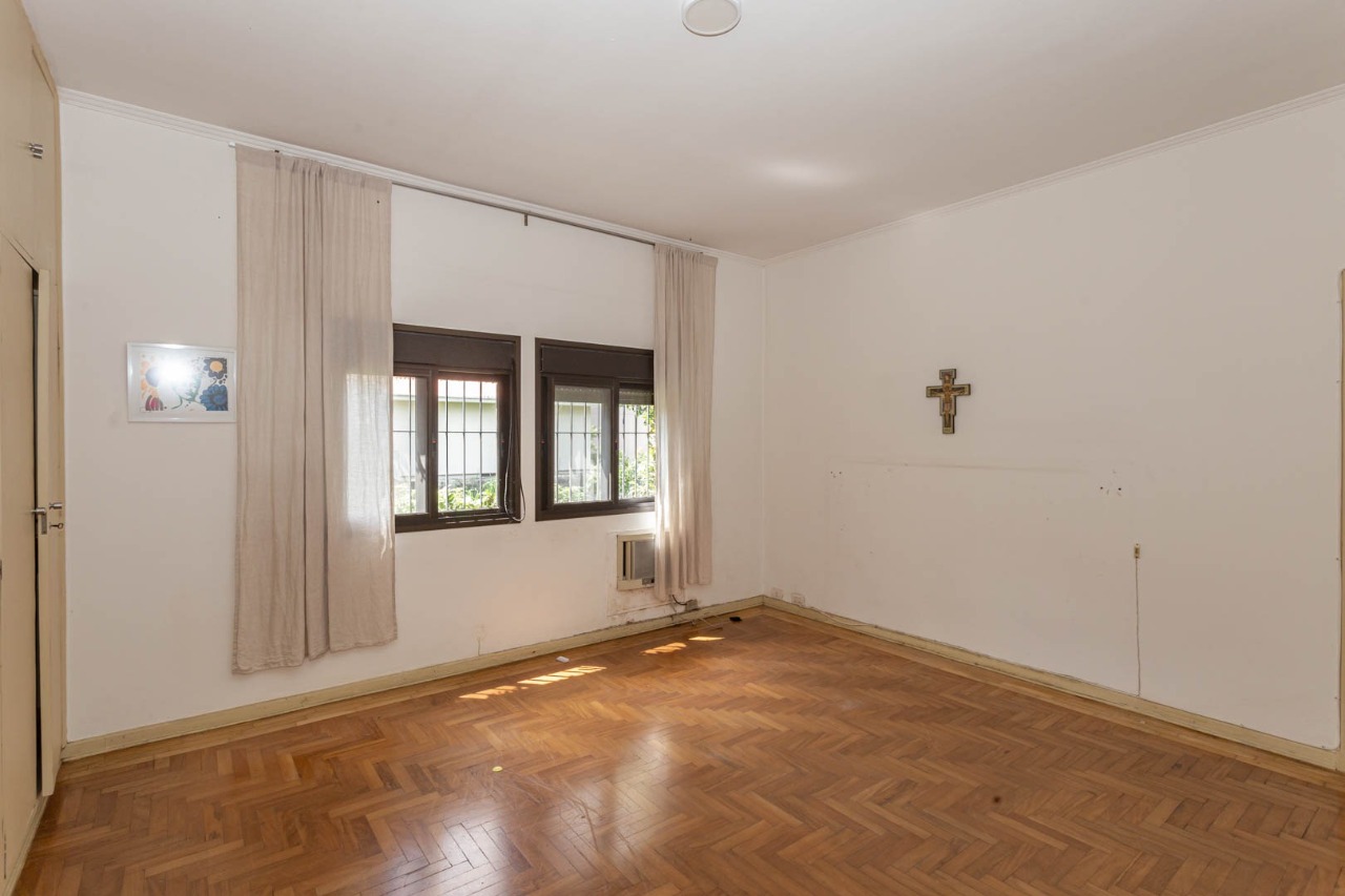 Foto do imóvel: Casa com 2 Quartos à Venda ou Locação, 237 m² em Cidade Monções - São Paulo