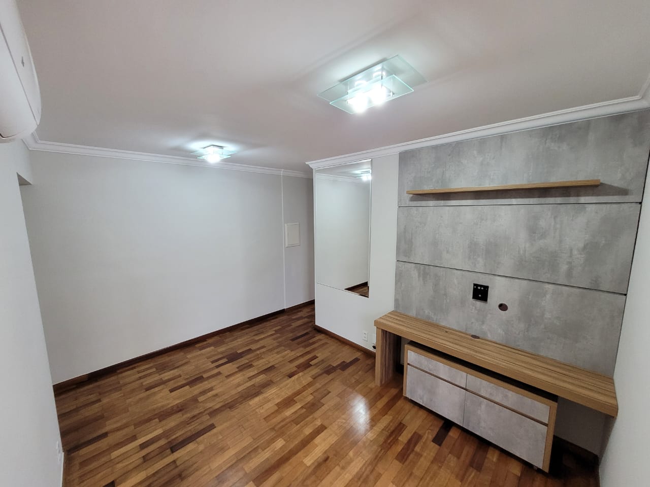 Imagem Apartamento com 2 Quartos à Venda, 50 m²em Chácara Inglesa - São Paulo