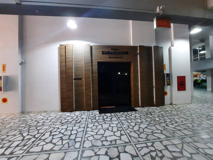Imagem Apartamento com 2 Quartos à Venda, 78 m²em Centro - Florianópolis