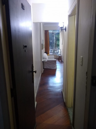 Apartamento com 2 Quartos à Venda, 65 m² em Copacabana - Rio de Janeiro