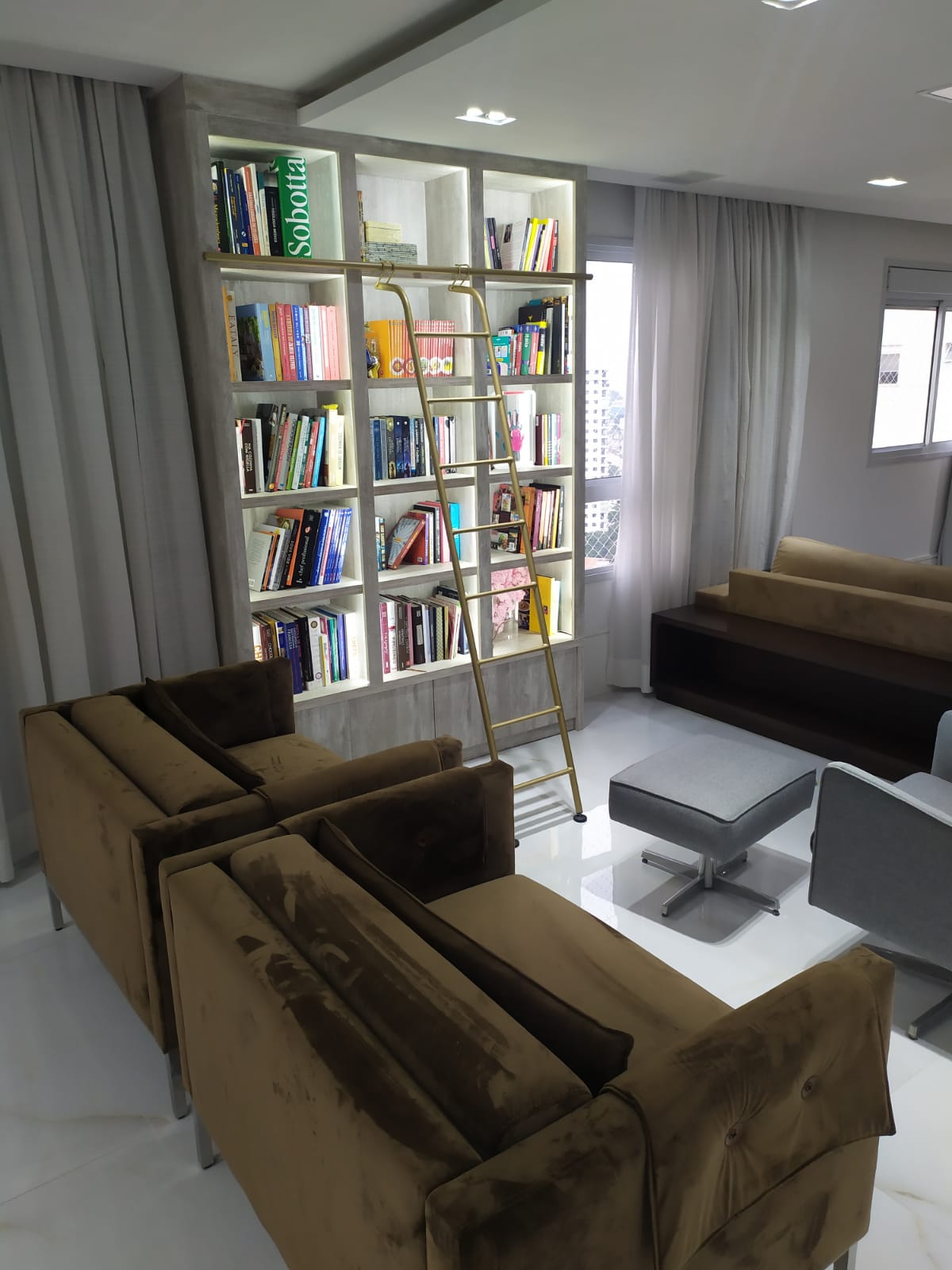 Apartamento com 3 Quartos à Venda, 192 m²em Jardim Avelino - São Paulo