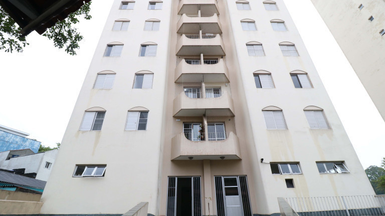 Apartamento com 2 Quartos à Venda,  em Vila Cachoeira - São Paulo