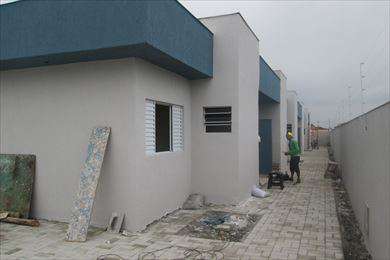 Imagem Casa de Condomínio com 2 Quartos à Venda, 70 m² em Itanhaém