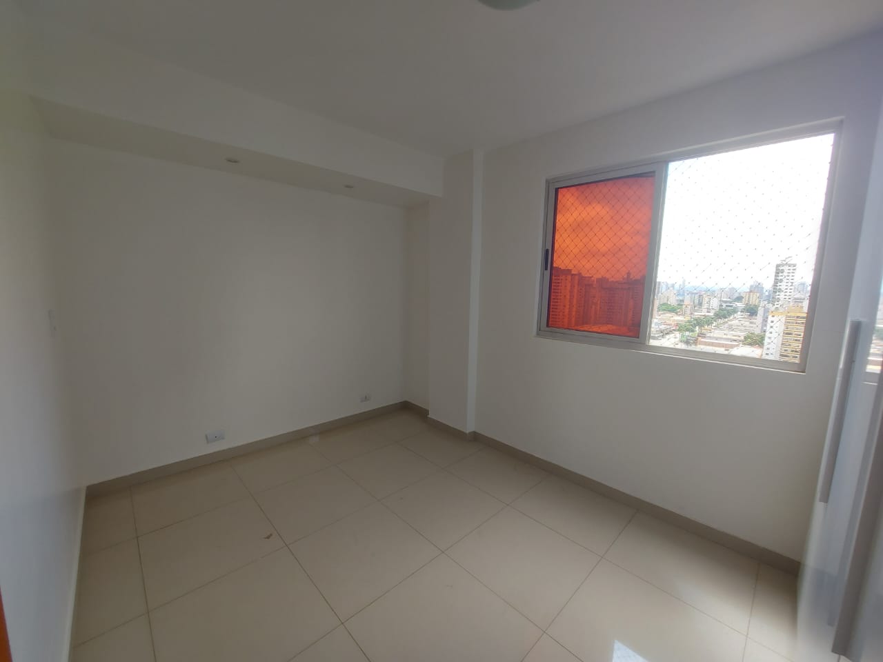 Imagem Apartamento com 3 Quartos à Venda, 76 m²em Setor Bueno - Goiânia