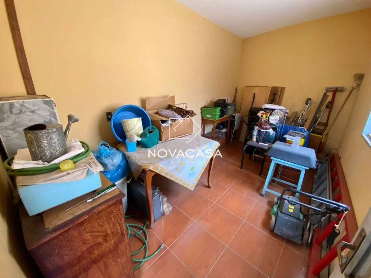 Foto do imóvel: Casa com 3 Quartos à Venda, 147 m² em Heliópolis - Belo Horizonte Foto do imóvel: Casa com 3 Quartos à Venda, 147 m² em Heliópolis - Belo Horizonte