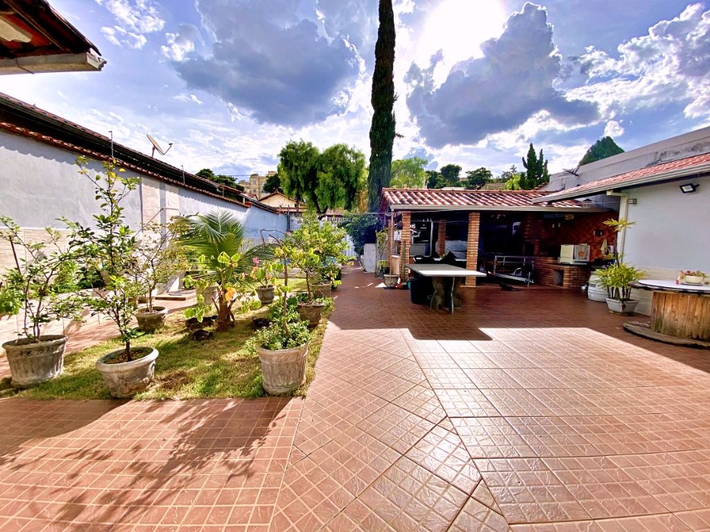 Foto do imóvel: Casa com 3 Quartos à Venda, 266 m² em Planalto - Belo Horizonte Foto do imóvel: Casa com 3 Quartos à Venda, 266 m² em Planalto - Belo Horizonte