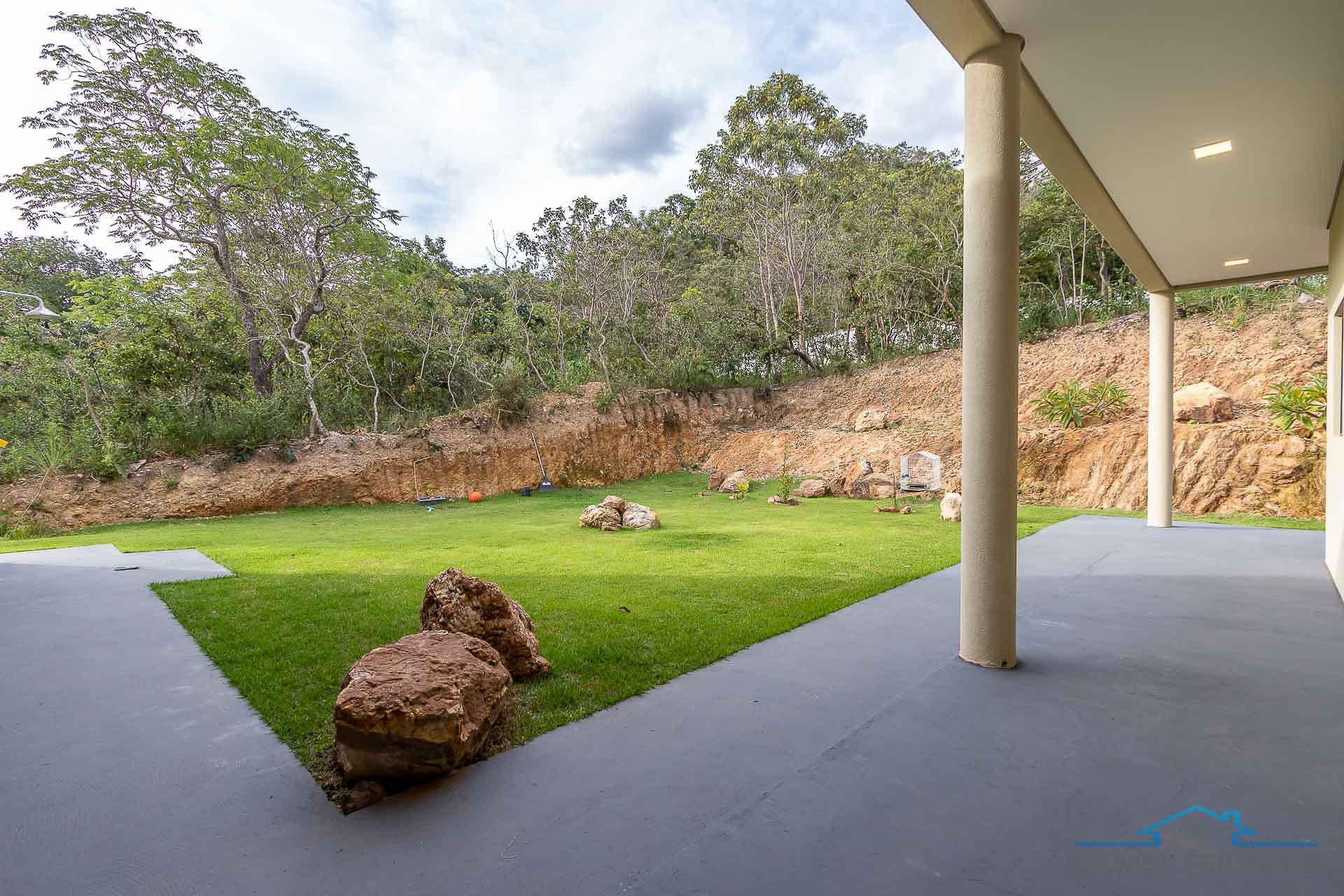 Foto do imóvel: Casa de Condomínio com 3 Quartos à Venda, 240 m² em Setor Habitacional Tororó (Jardim Botânico) - Brasília