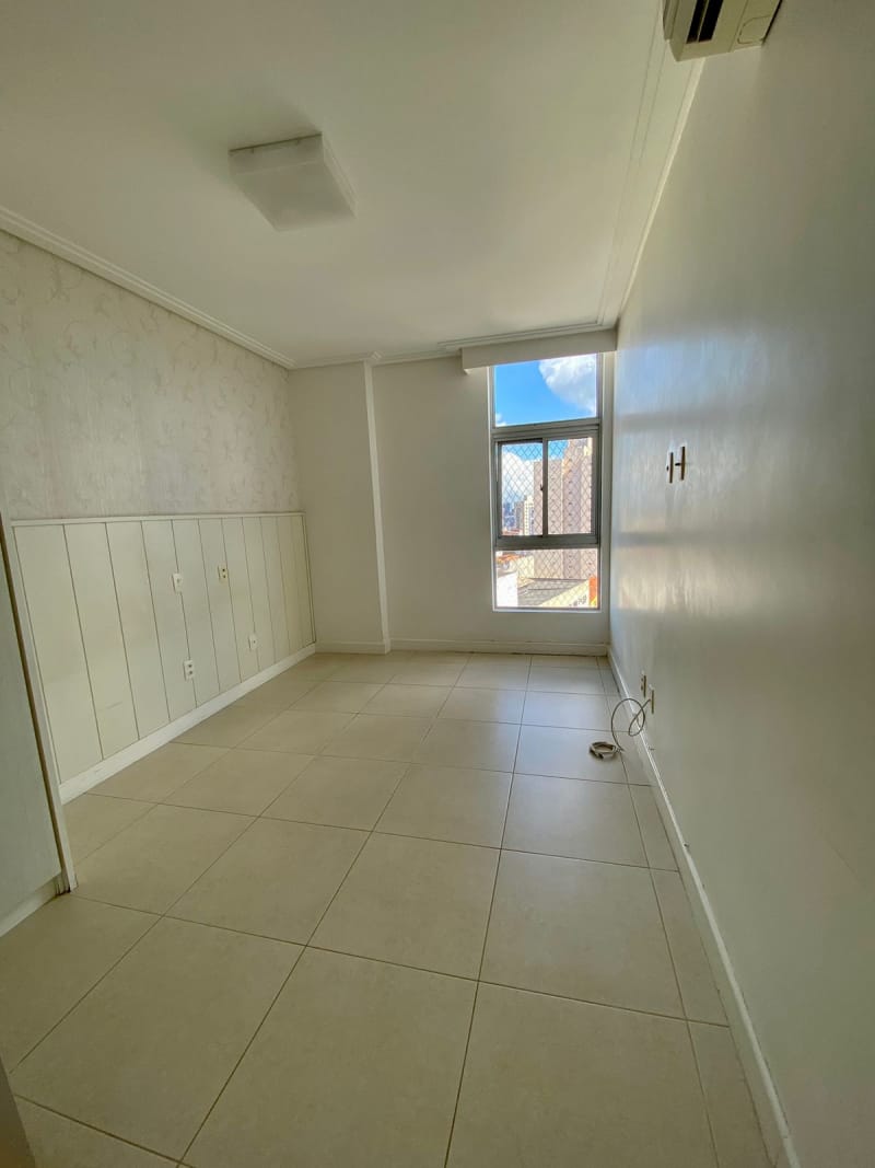 Imagem Apartamento com 2 Quartos à Venda, 88 m²em Candeal - Salvador