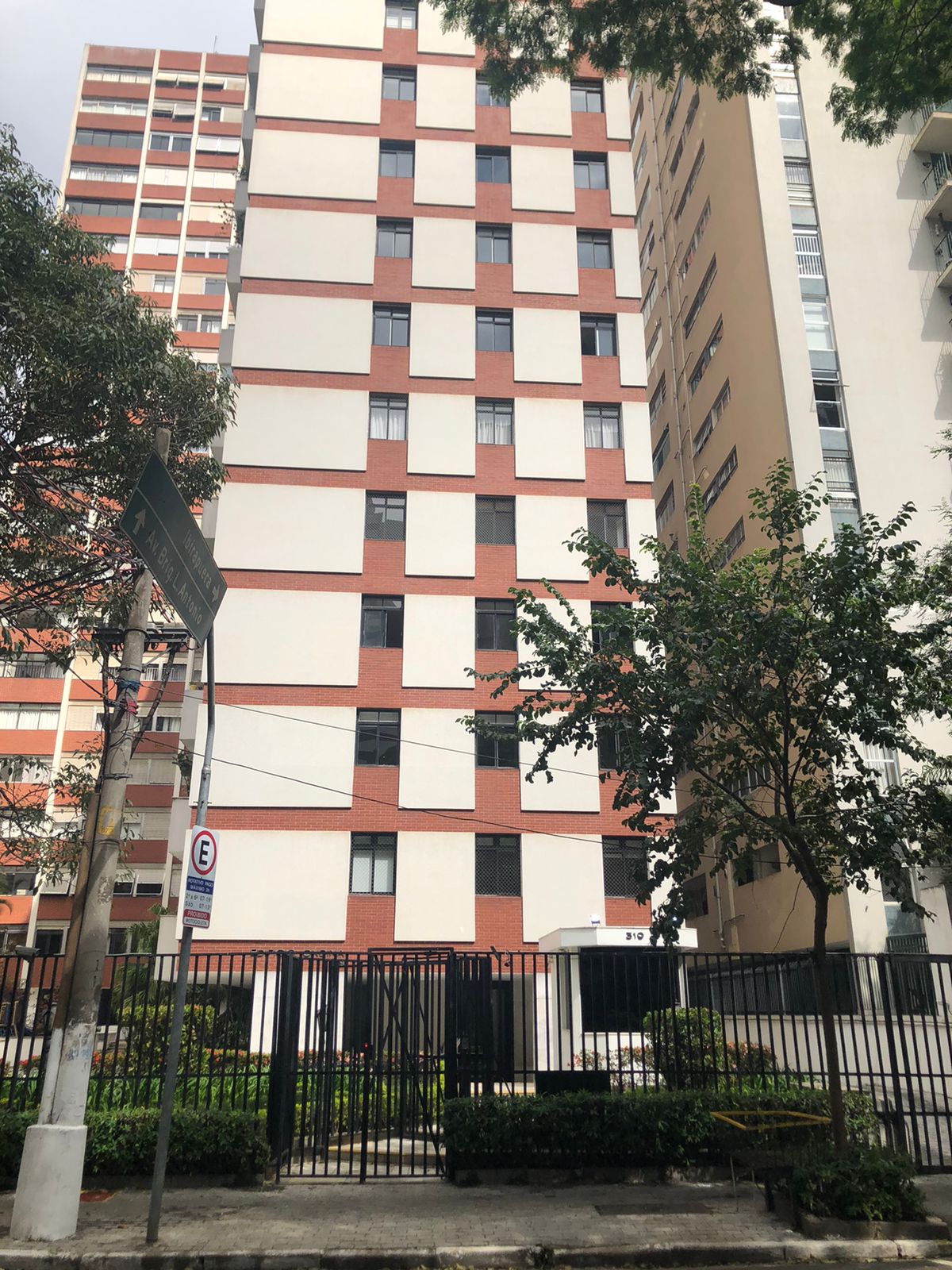 Apartamento com 4 Quartos à Venda, 258 m²em Jardim Paulista - São Paulo