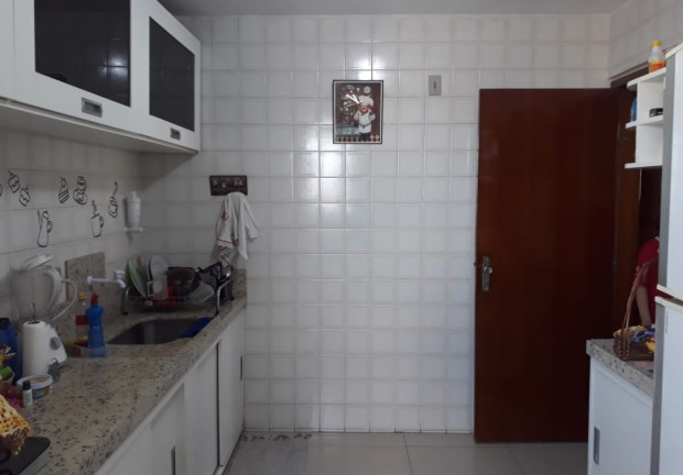 Apartamento com 3 Quartos à Venda, 80 m² em Nova Suiça - Goiânia