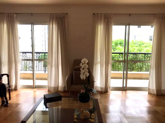 Apartamento com 3 Quartos à Venda, 192 m²em Paraíso - São Paulo