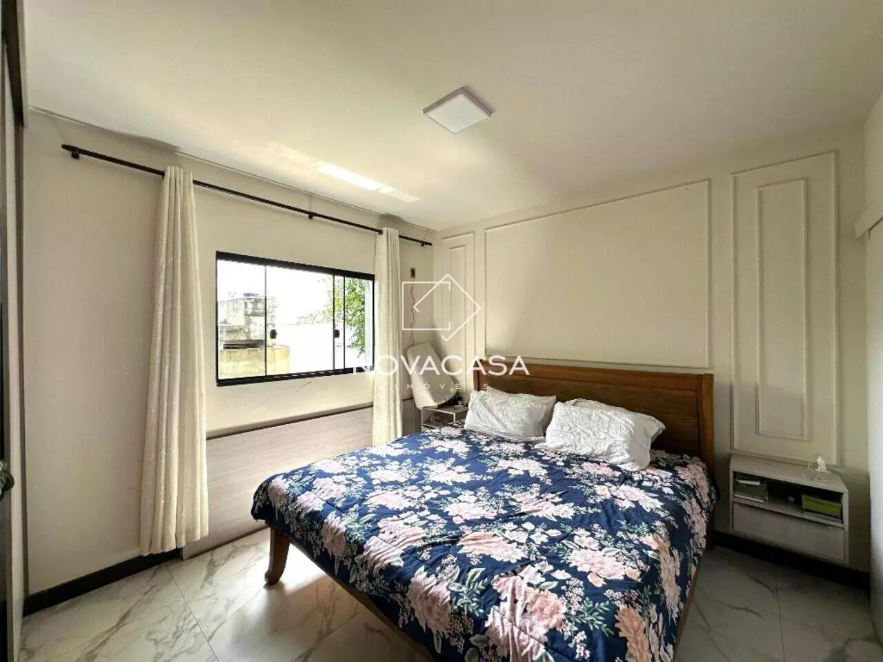 Foto do imóvel: Casa com 5 Quartos à Venda, 250 m² em Rio Branco - Belo Horizonte Foto do imóvel: Casa com 5 Quartos à Venda, 250 m² em Rio Branco - Belo Horizonte
