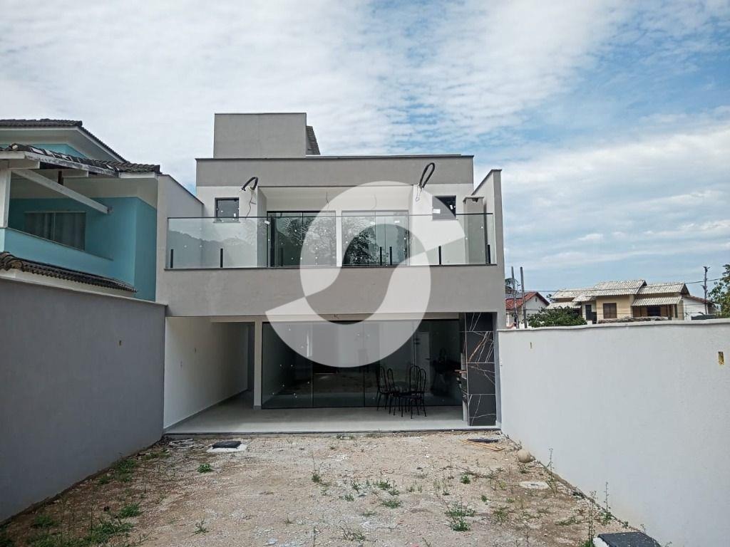 Foto do imóvel: Casa com 4 Quartos à Venda, 209 m² em Itaipu - Niterói