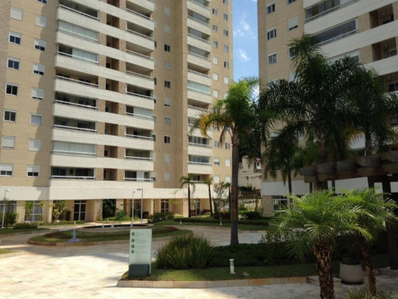 Apartamento com 3 Quartos à Venda,  em Cambuci - São Paulo
