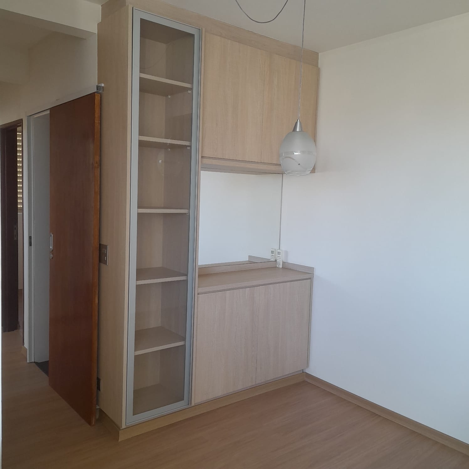 Foto do imóvel: Apartamento com 3 Quartos à Venda, 70 m²em Cláudia - Londrina