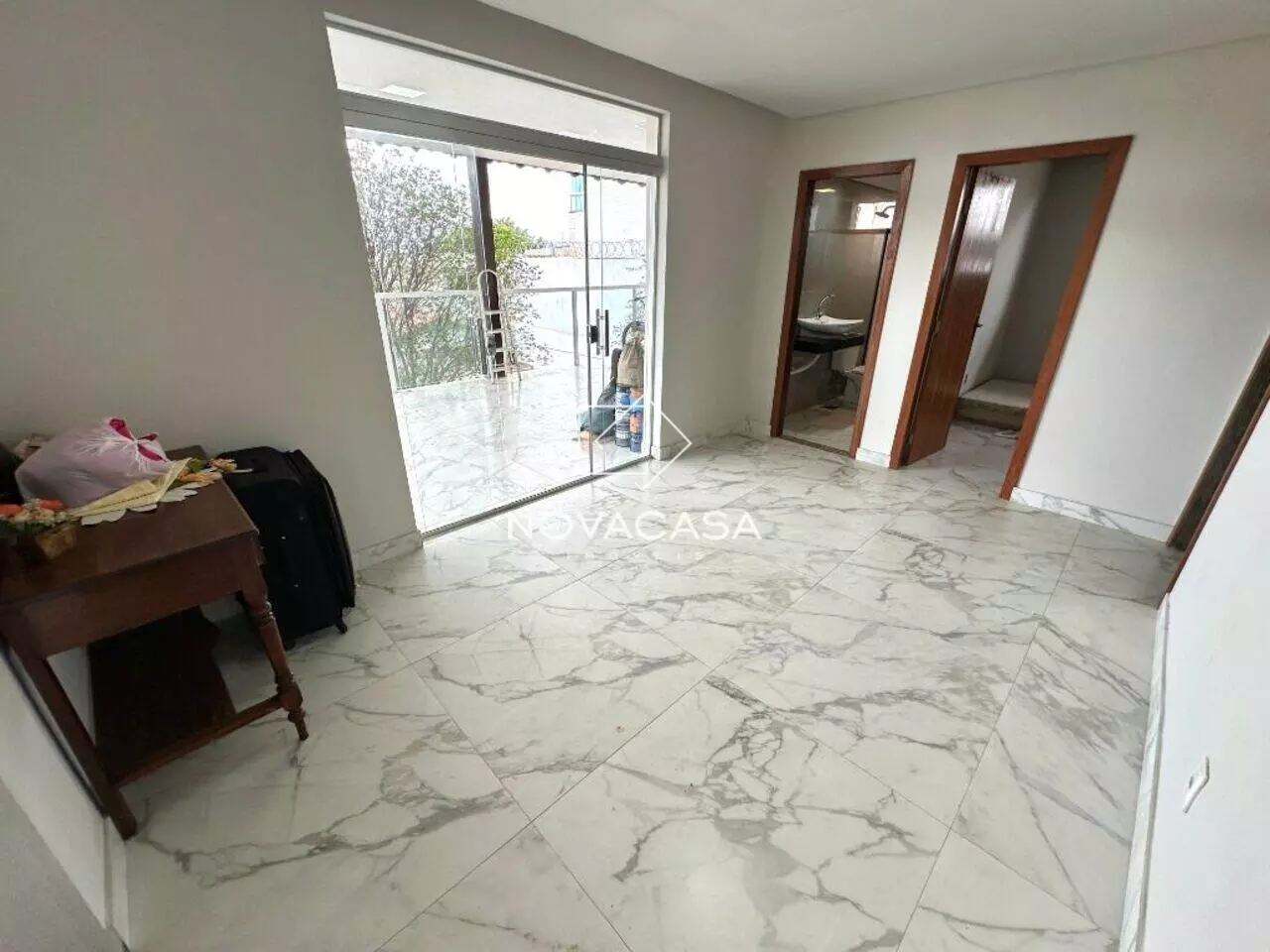 Foto do imóvel: Casa com 5 Quartos à Venda, 250 m² em Rio Branco - Belo Horizonte Foto do imóvel: Casa com 5 Quartos à Venda, 250 m² em Rio Branco - Belo Horizonte