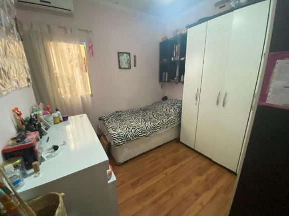 Imagem Casa com 3 Quartos à Venda, 200 m² em Vila dos Remédios - São Paulo