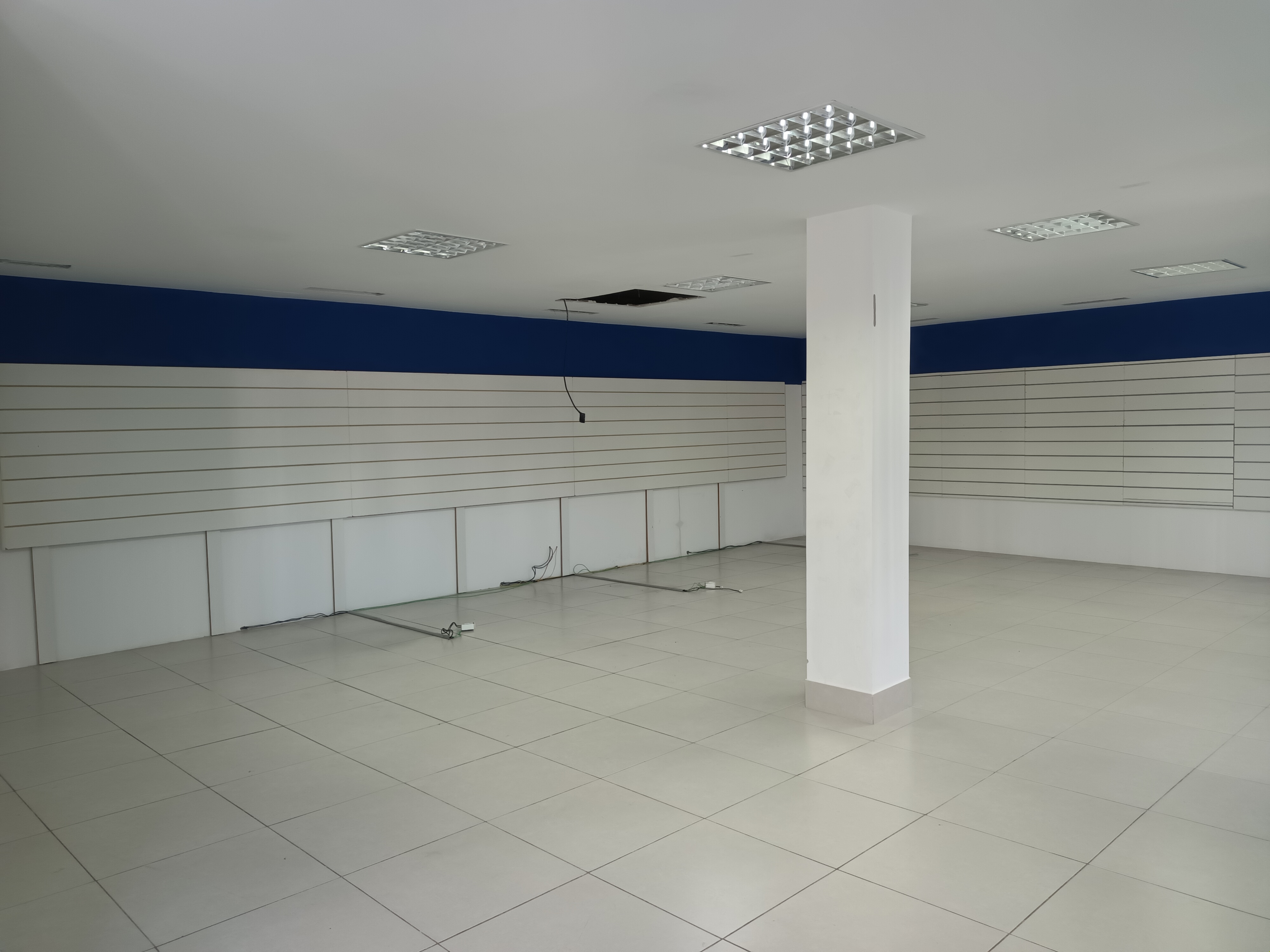 Foto do imóvel: Sala Comercial para Alugar, 360 m² em Santo Antônio dos Prazeres - Feira de Santana