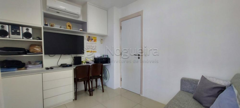 Imagem Apartamento com 3 Quartos à Venda, 120 m² em Imbiribeira - Recife