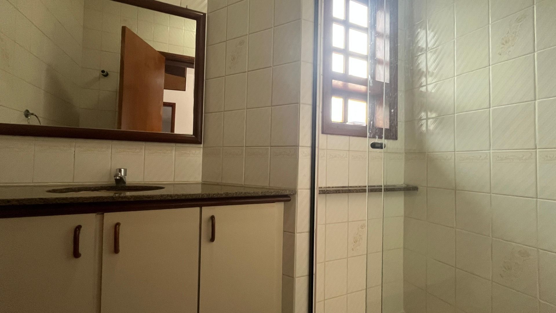 Foto do imóvel: Casa com 8 Quartos à Venda ou Temporada, 390 m² em Riviera - Bertioga