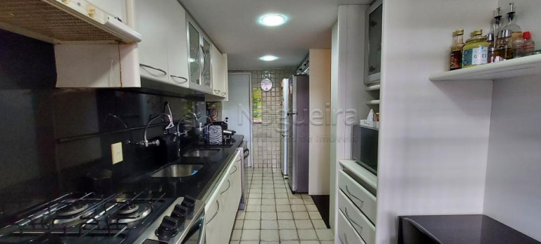 Apartamento com 3 Quartos à Venda, 227 m² em Ilha do Retiro - Recife