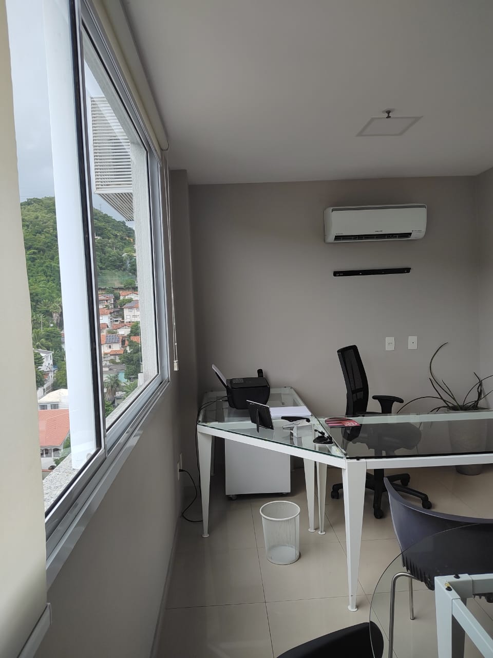 Foto do imóvel: Sala Comercial à Venda, 28 m²em Santa Rosa - Niterói