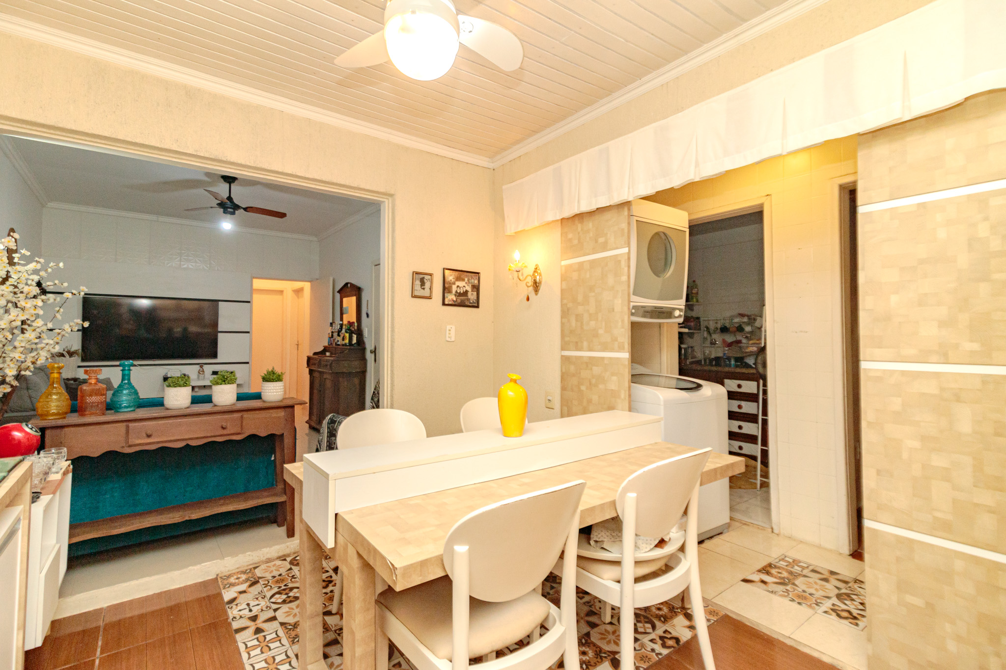 Foto do imóvel: Apartamento com 2 Quartos à Venda, 66 m² em Petrópolis - Porto Alegre