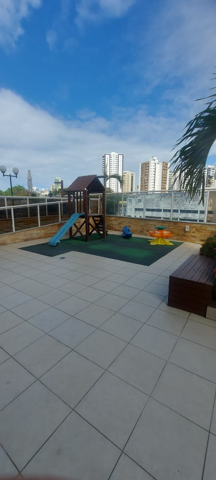 Apartamento com 4 Quartos à Venda, 100 m²em Costa Azul - Salvador